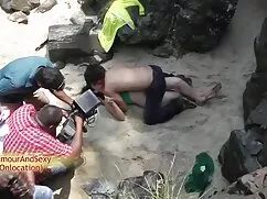 এক মহিলা বহু পুরুষ