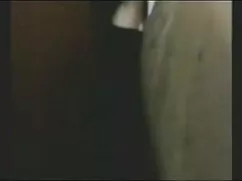 বহিরাগত ছোট মেয়ের চ ...