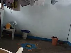 বালিকা, বাস্তবতা, সর ...