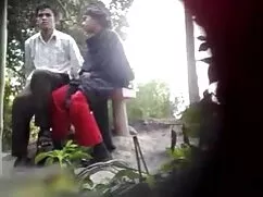 মেয়েদের বাংলা দেশি  ...