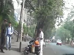 মেয়ে সমকামী, জঙ্গলে ...