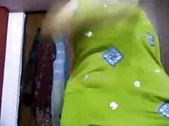 মেয়েদের হস্তমৈথুন ব ...