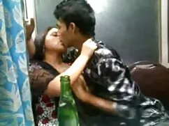 পুরানো-বালিকা বন্ধু  ...