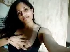 ভি স্বর্ণকেশী চেহারা ...